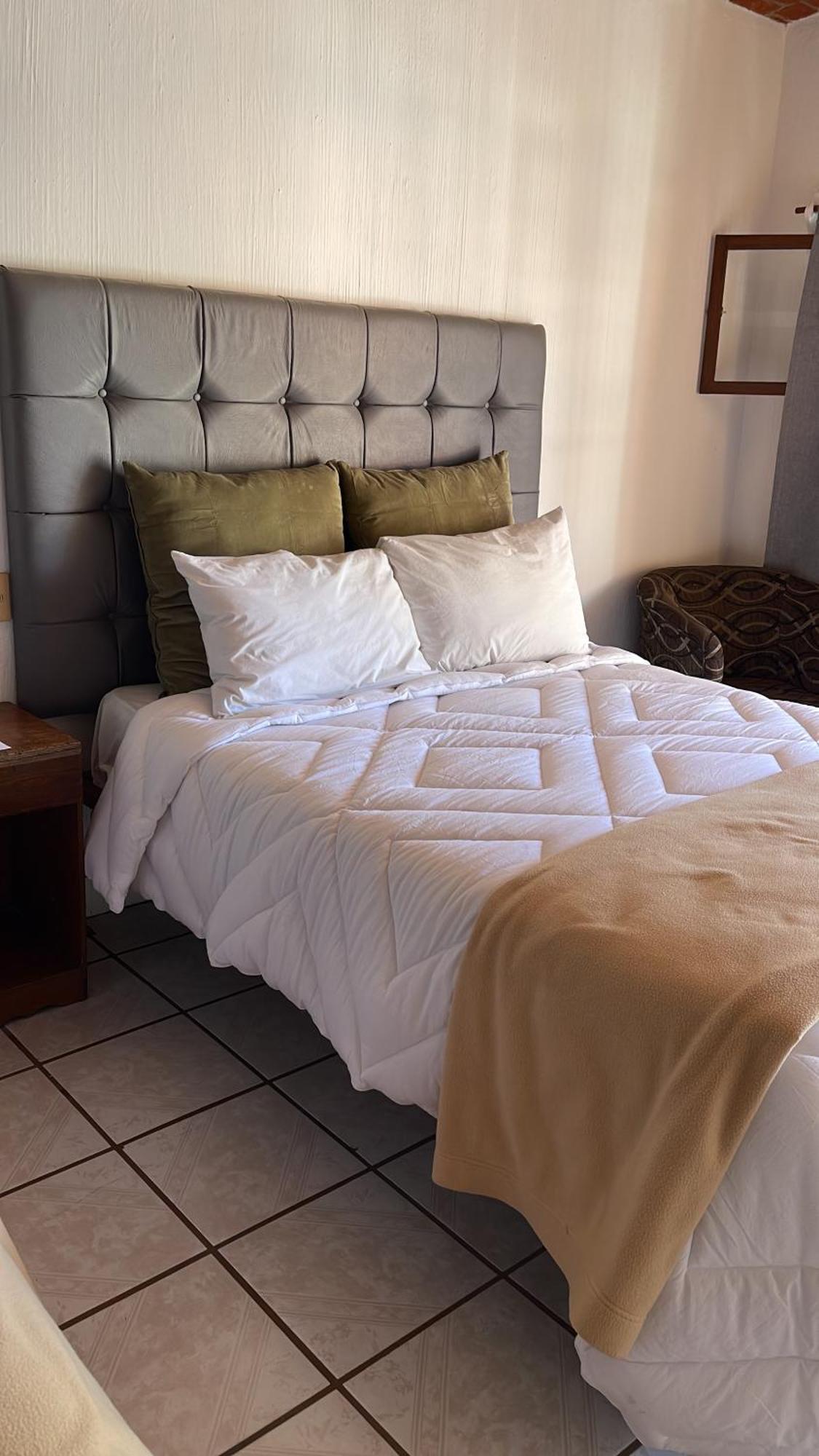Hotel Cuatro Caminos Etzatlán Buitenkant foto