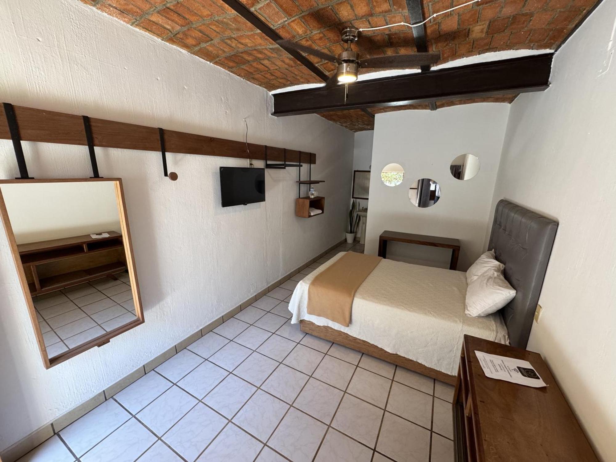 Hotel Cuatro Caminos Etzatlán Buitenkant foto
